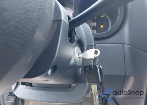 2004 Nissan Frontier Xe-V6 from USA, damaged, VIN 1N6ED29XX4C458054